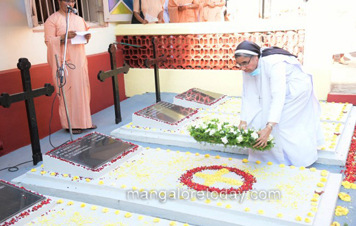 Apostolic Carmel sisters mangalore